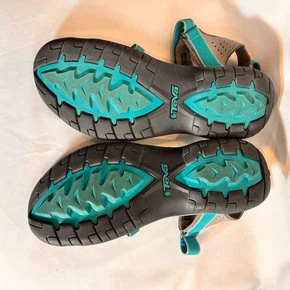 TEVA Sz 8 Teal Comfort Hiking Sandals Velcro Closure For Adjustability and Fit - Picture 8 of 13